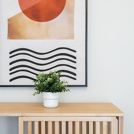 Urban Dream Studio With City Views & Comfort Bukarest Exteriör bild