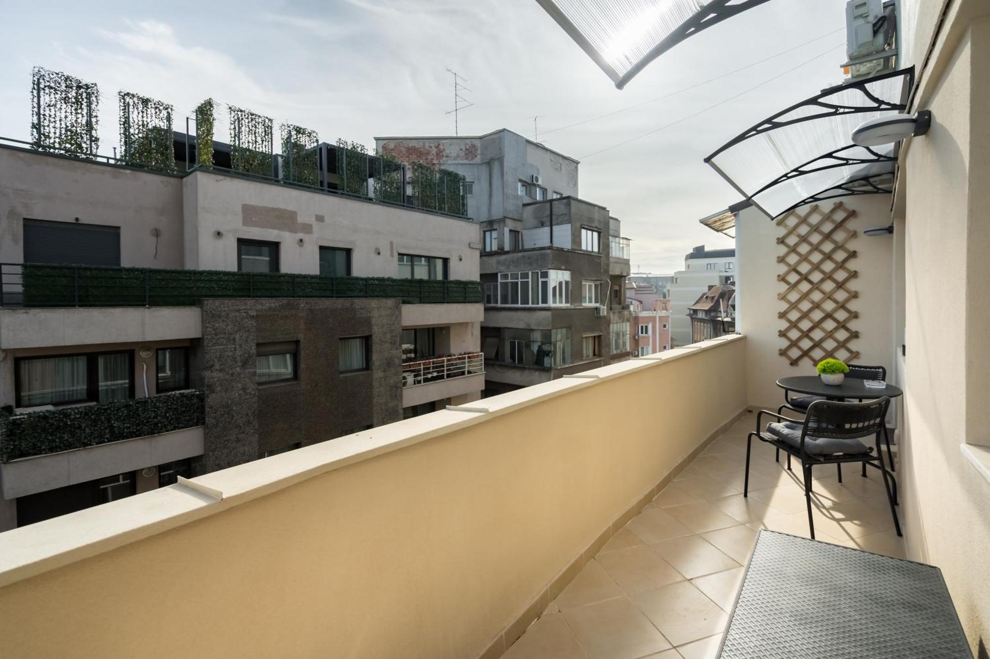 Urban Dream Studio With City Views & Comfort Bukarest Exteriör bild