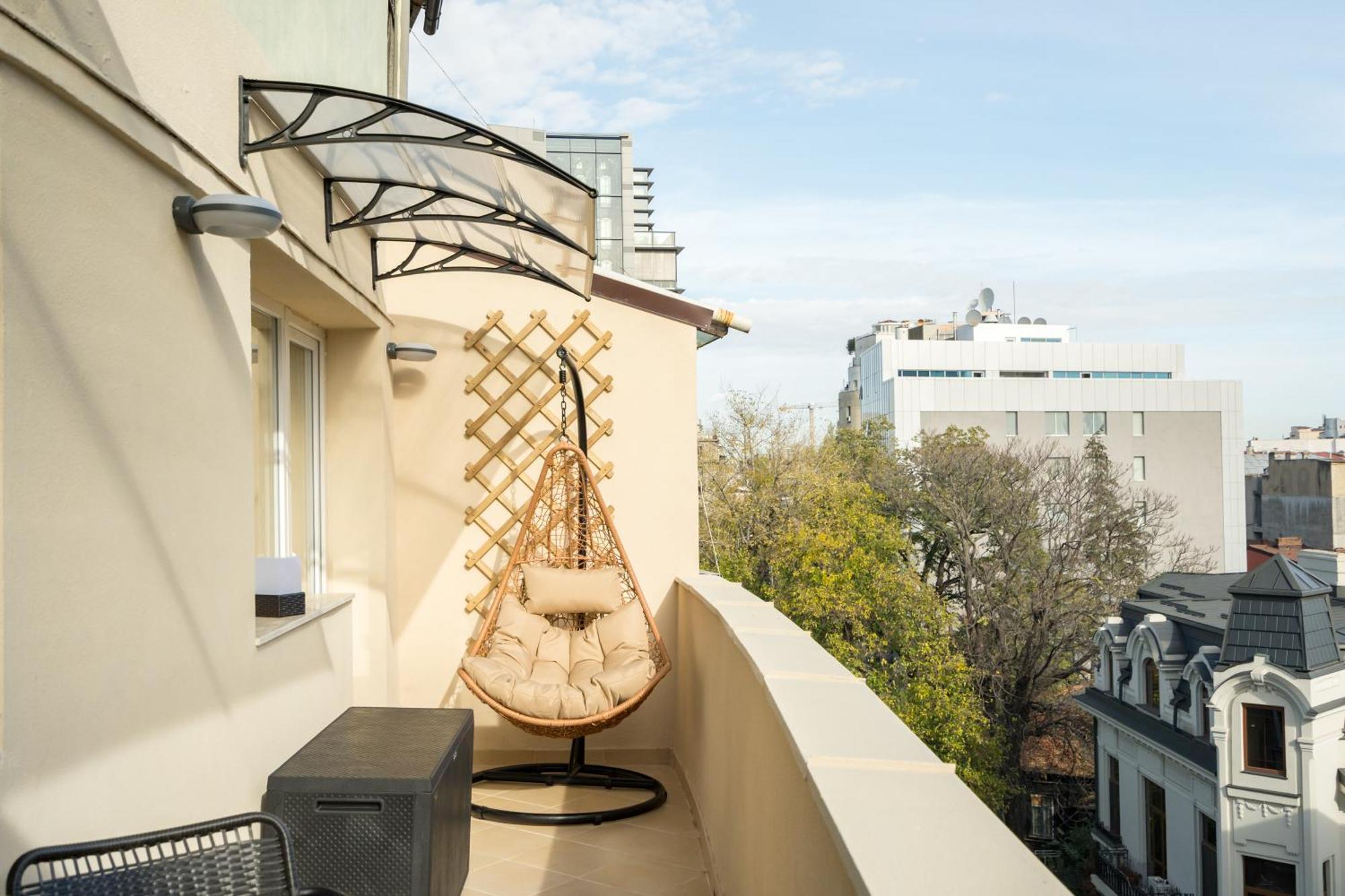 Urban Dream Studio With City Views & Comfort Bukarest Exteriör bild